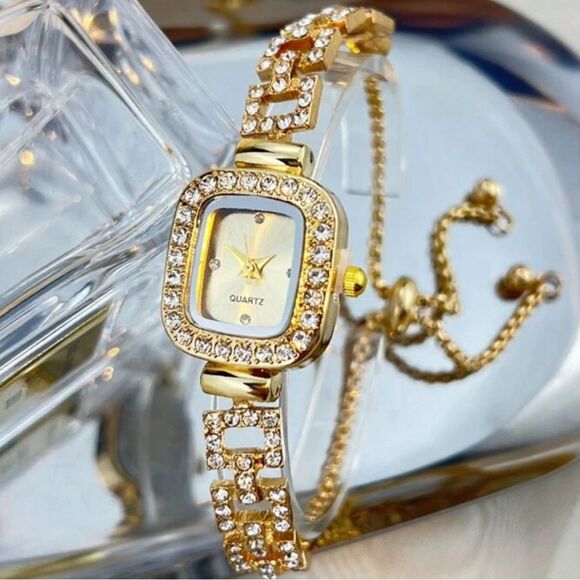 SALE 18k Gold Filled Chain Block Quartz Crystal Wrist Watch - Picture 3 of 6